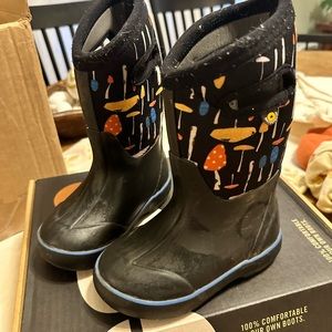 Toddler Mushroom Bogs Boots
